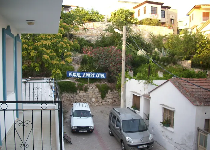 Vural Aparthotel *